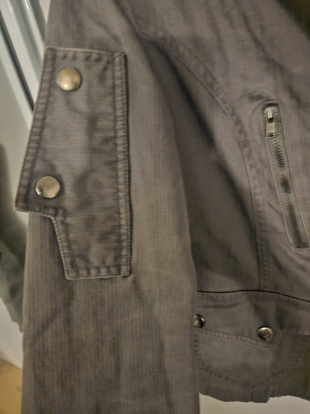 Women's Utility Jacket - Picture 3 of 8